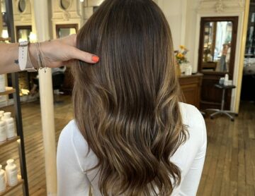Entretien cheveux brillants
